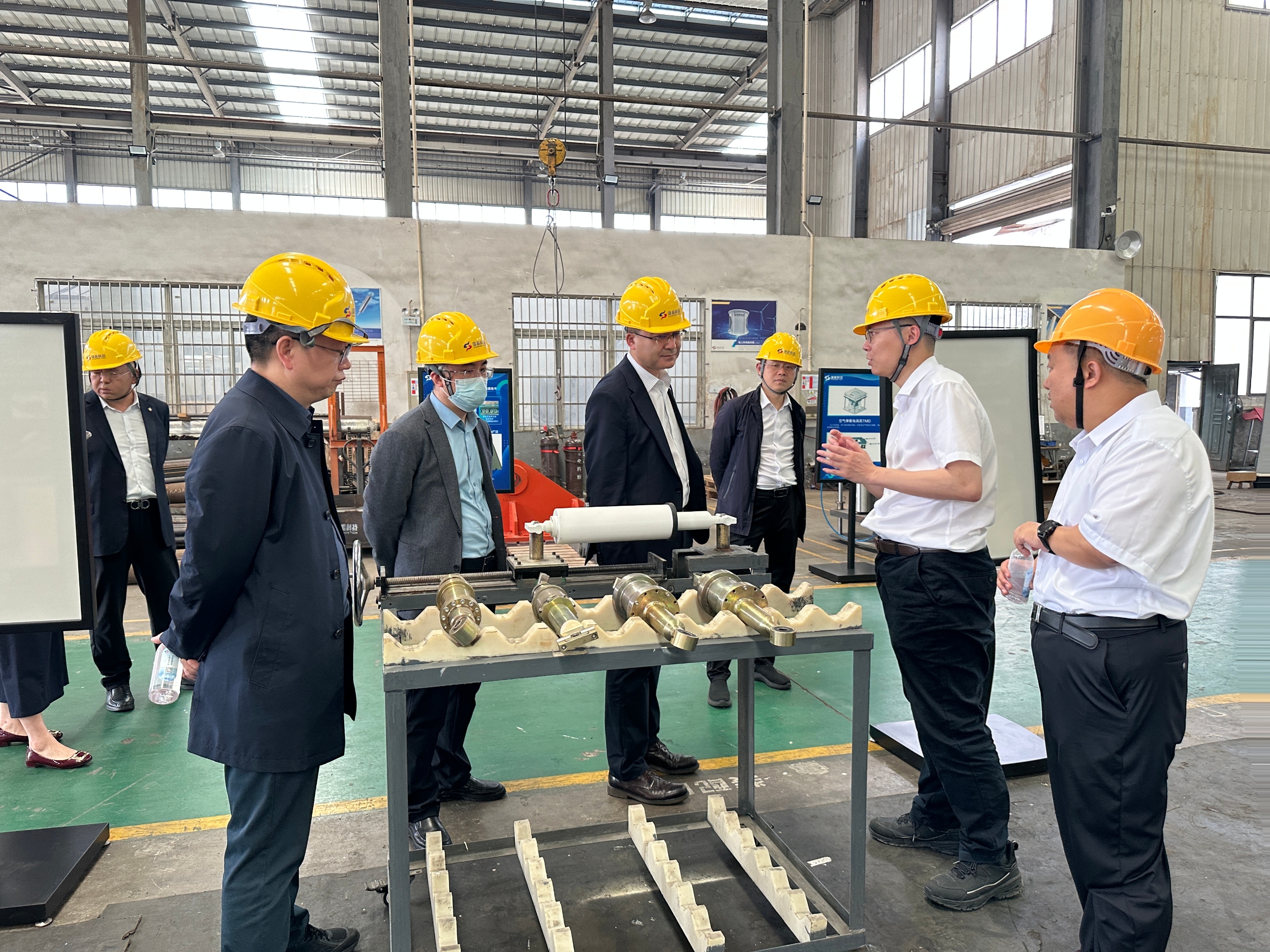 招商交科黨委書記、董事長張華一行調(diào)研瀟振科技
